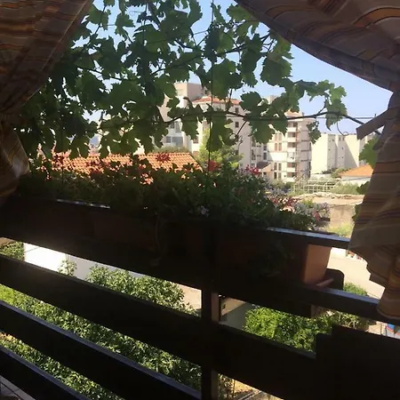 Apartman Apartment *